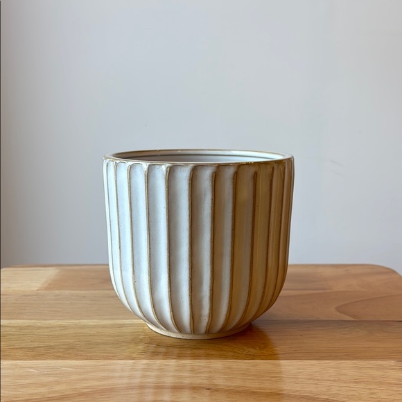 Cream 5x5 Ceramic Planter - Picture 2 of 6